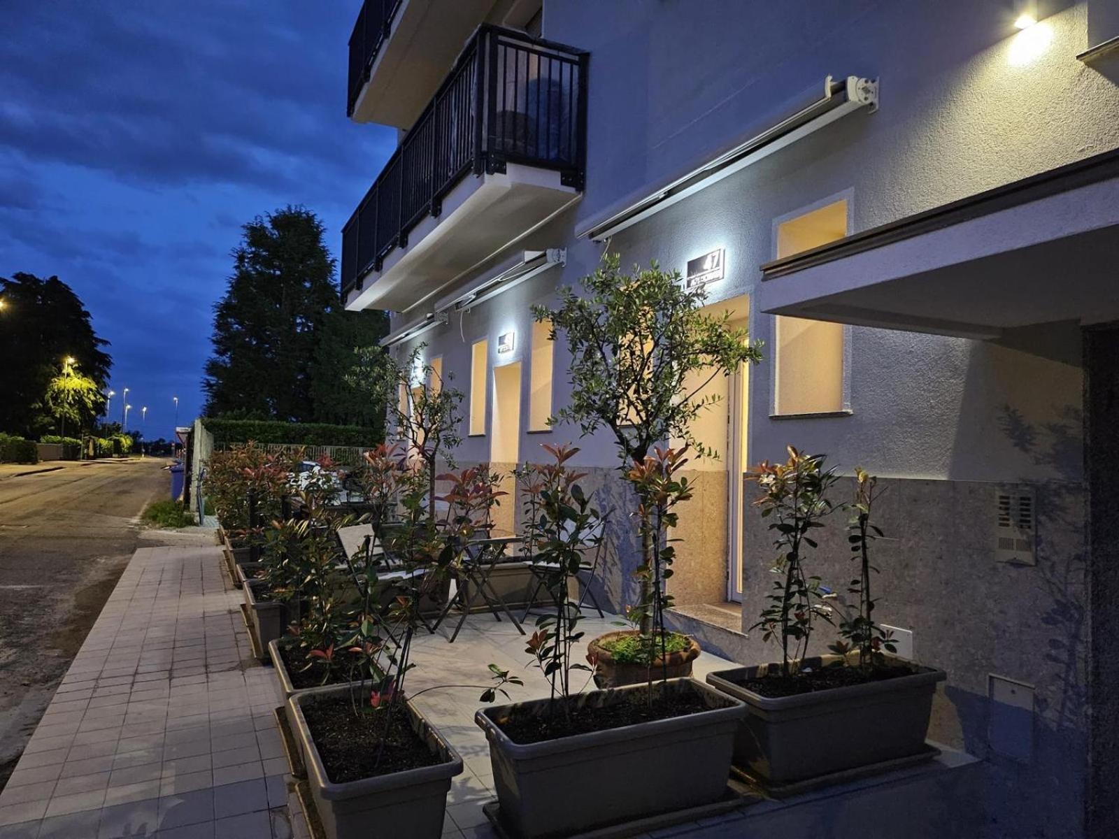 Apt Donati Home, Modernita E Comfort Con Parcheggio Gratuito Privato E Spazio Esterno Privato Cassano dʼAdda Rom bilde